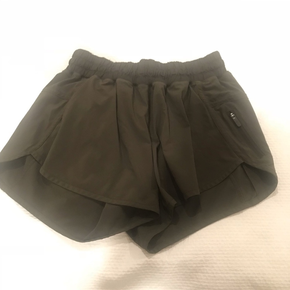 Lululemon Tracker Shorts Size 6